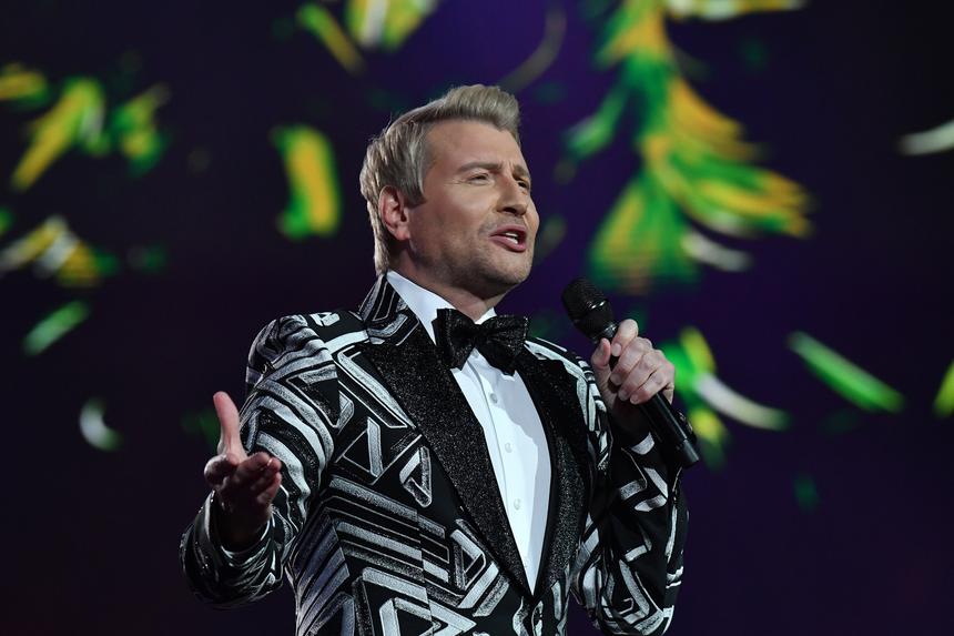 «Так орали, что стразы чуть не осыпались»: Николай Басков сравнил обстановку на шоу «Ну-ка, все вместе!» с курятником