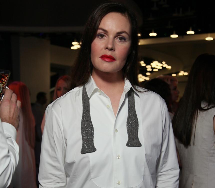 Работа в прокуратуре, увольнение с ТВ и брак с иностранцем: как живет Екатерина Андреева