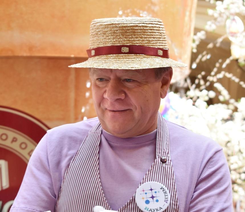 На саксофониста Игоря Бутмана подали в суд из-за долгов по квартире