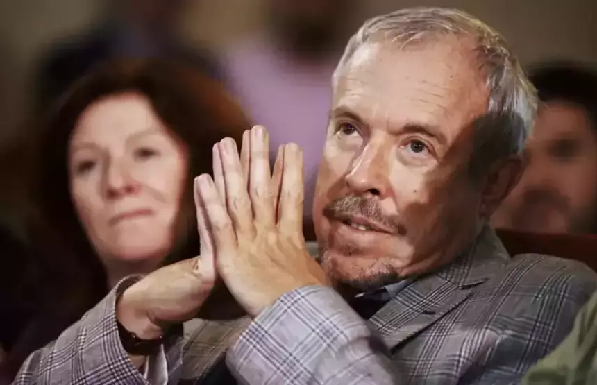 У проживающего в Израиле Андрея Макаревича* нашли 70 объектов недвижимости в России