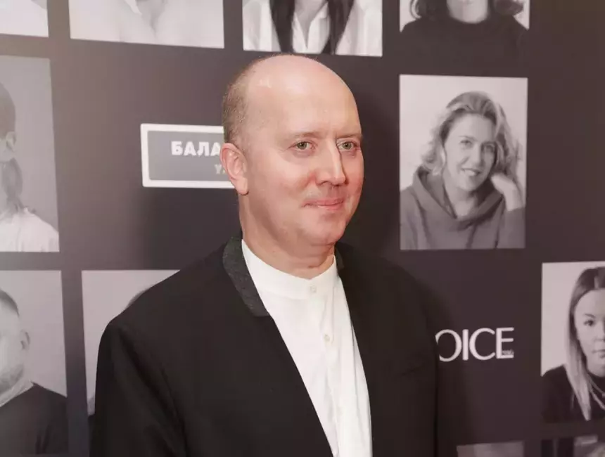 «Одни влюбляются в человека, а другие — в актера»: почему 47-летний Бурунов не может создать семью