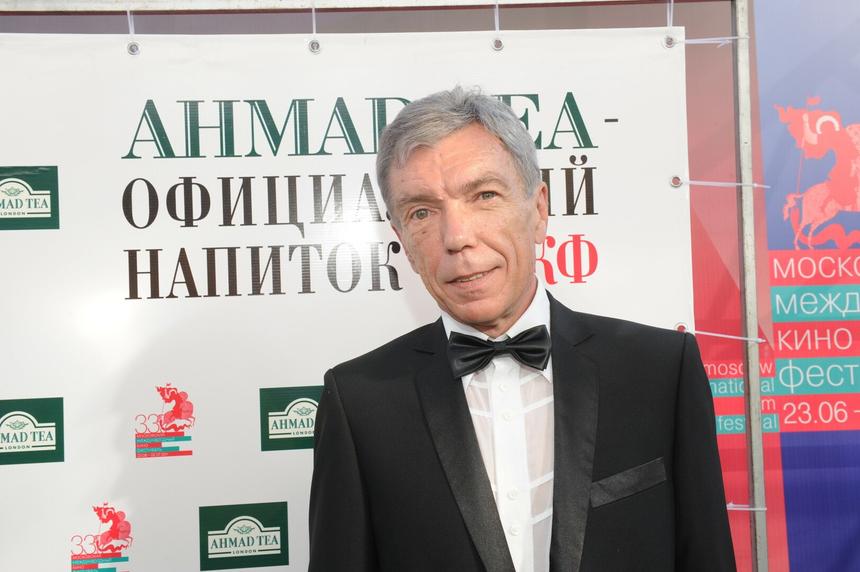 Две пачки сигарет в день: врачи просят Юрия Николаева избавиться от вредной привычки