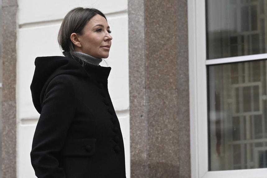 «Хочет сделать нарядами заявление»: как менялся стиль Блиновской за 1,5 года уголовного дела