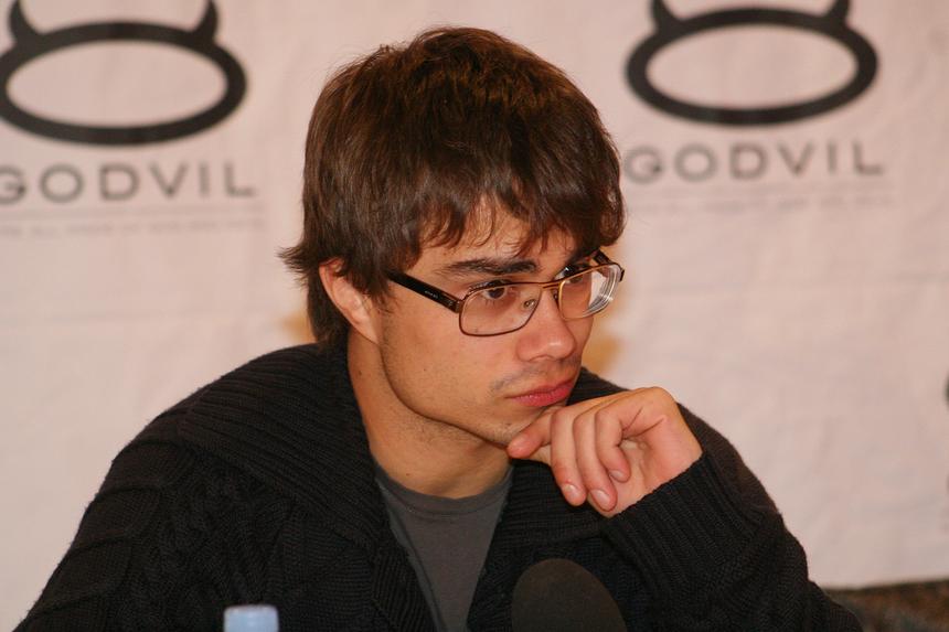 Зависимость от препаратов и преследования: куда пропал победитель «Евровидения» Рыбак