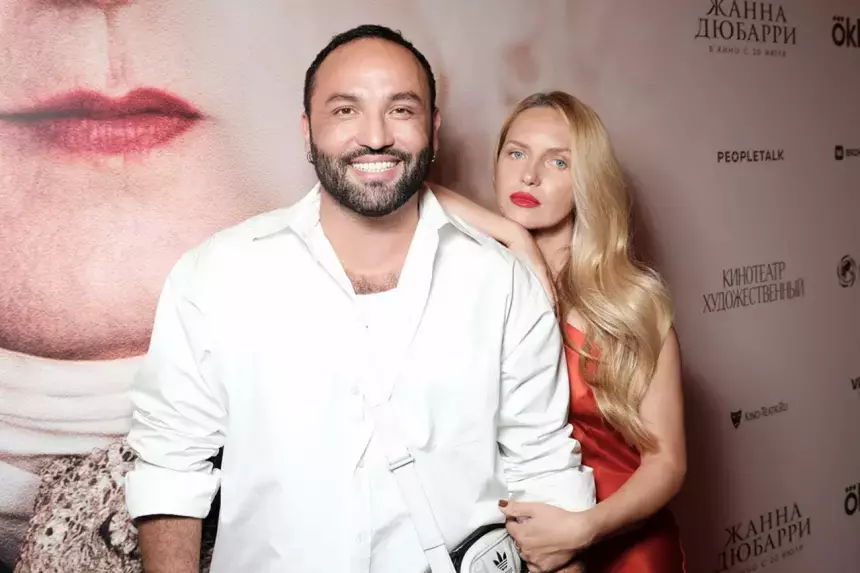 «Вот такой у них жадный отец»: экс-супруга  Камбарова рассказала, как он разлучил детей