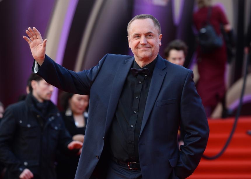 Актер Андрей Соколов подал в суд на авиакомпанию, не пустившую его на рейс в день рождения