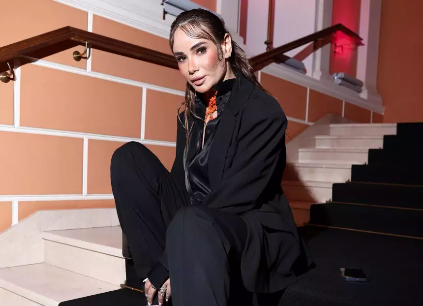 Лицо еще не обвисло: Айза раскрыла, когда собирается прибегнуть к подтяжке лица