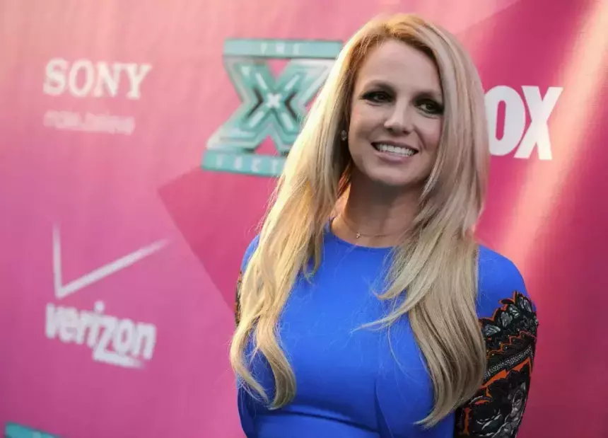 «Проклятый» дом певицы Бритни Спирс выставили на продажу за 1,8 млрд рублей