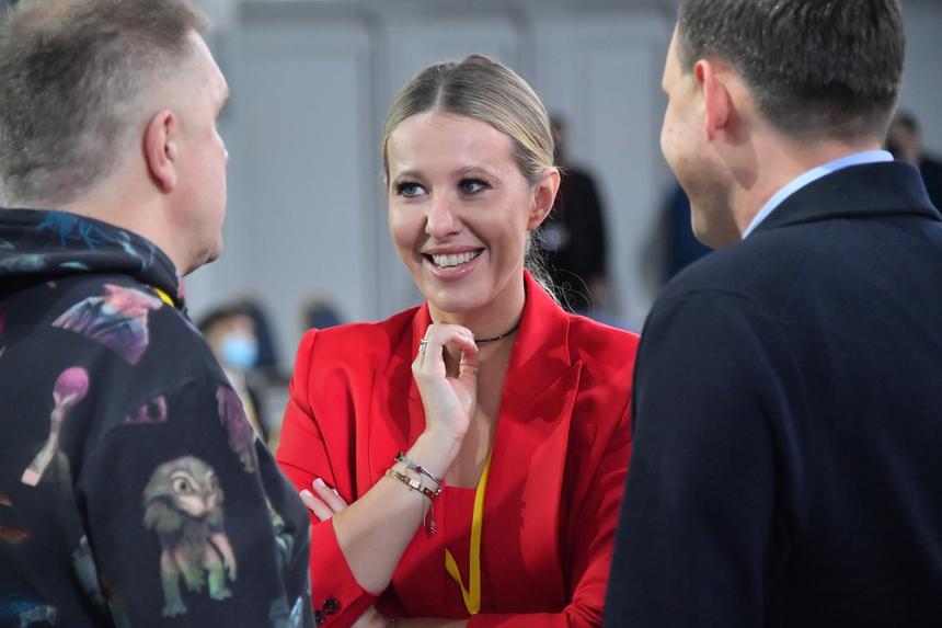 Ксения Собчак помогла иностранному журналисту на прямой линии Путина