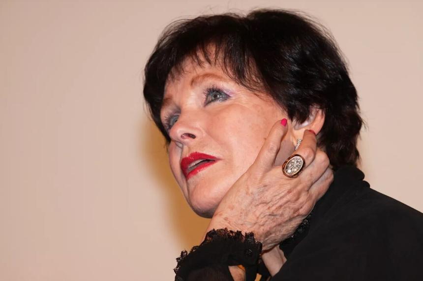 «Совершенно неожиданно»: Наталья Фатеева получила перелом накануне 90-летия