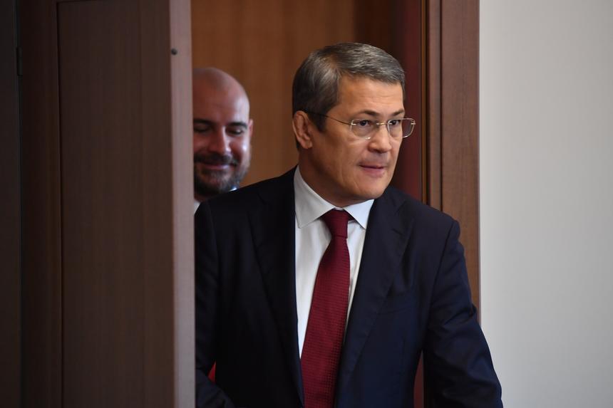 «У наших ребят на передовой боевое настроение»: глава Башкортостана Хабиров о поддержке участников СВО