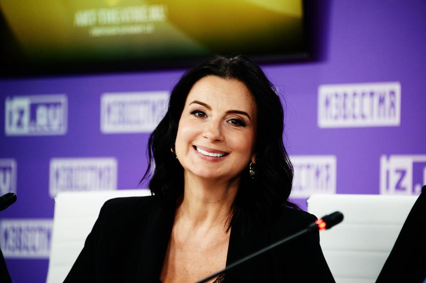 «Мы тебя „спланировали“»: Екатерина Стриженова снялась с дочерью после заявления о третьей беременности