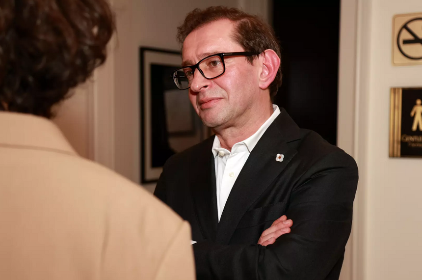 Константин Хабенский озвучил свое пожелание к Деду Морозу