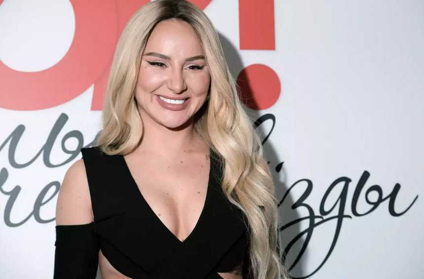 Певица Анна Asti выступила на концерте Лепса после скандала со слитыми фото