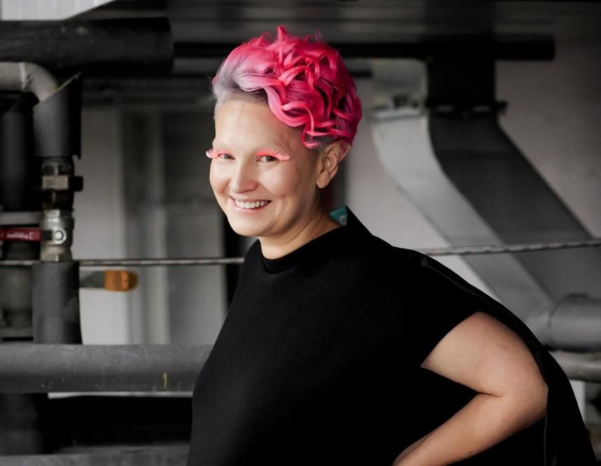 «Слава Богу, живы»: работавшая с группой «Тату» режиссер рассказала, какие солистки в жизни