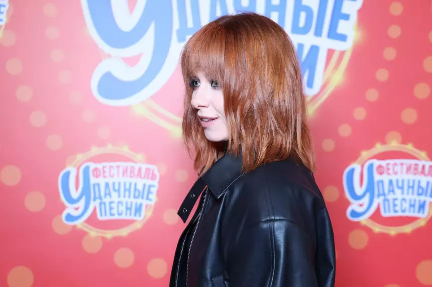 Все еще верит в Деда Мороза: Юлия Савичева раскрыла, что подарит семилетней дочери на Новый год