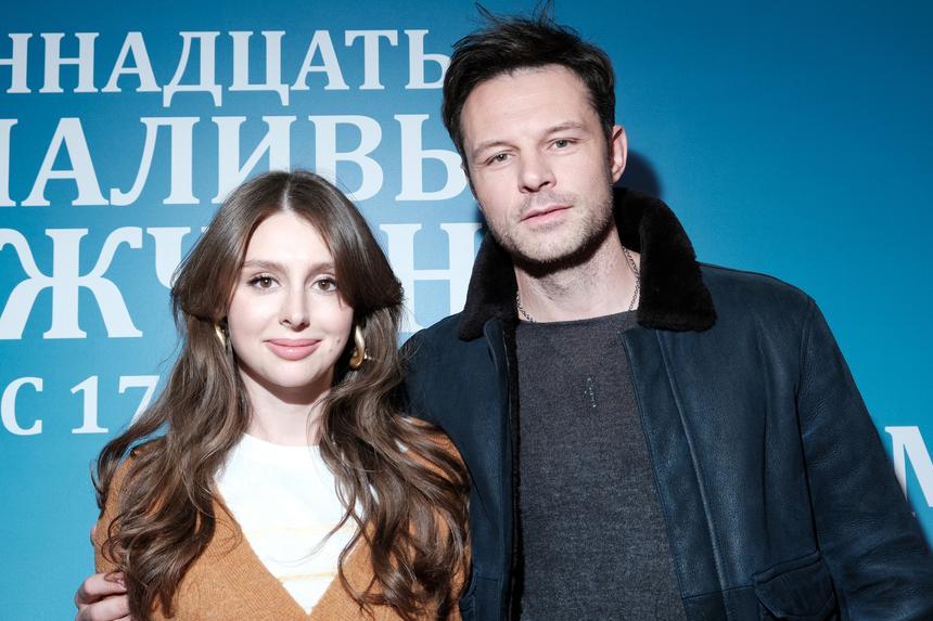 «Выбрала дорогу без меня»: актер Евгений Пронин сообщил о разводе с женой