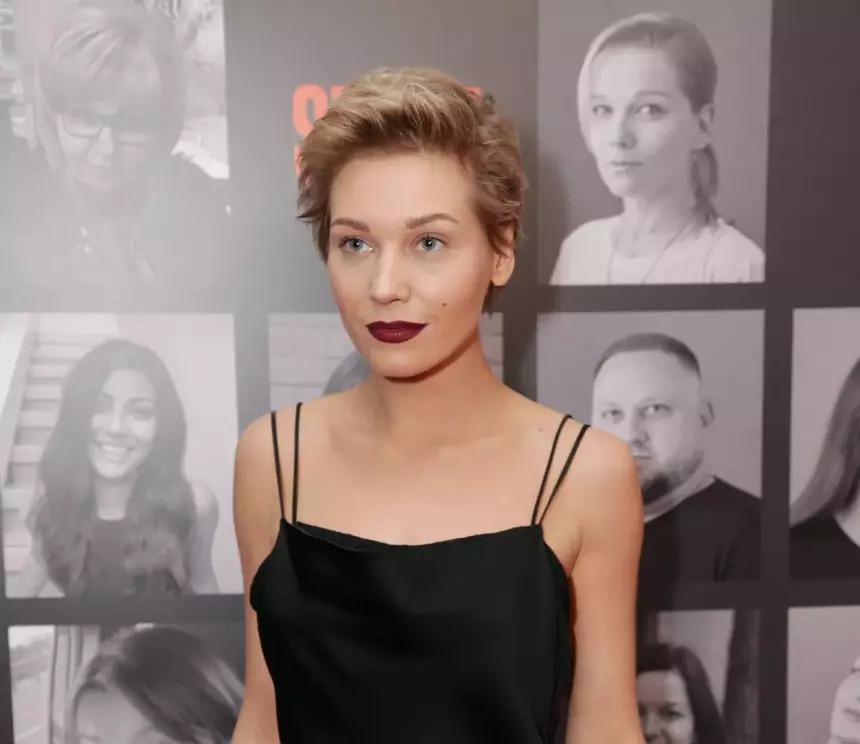 Актриса Кристина Асмус приостановила карьеру из-за травмы ноги