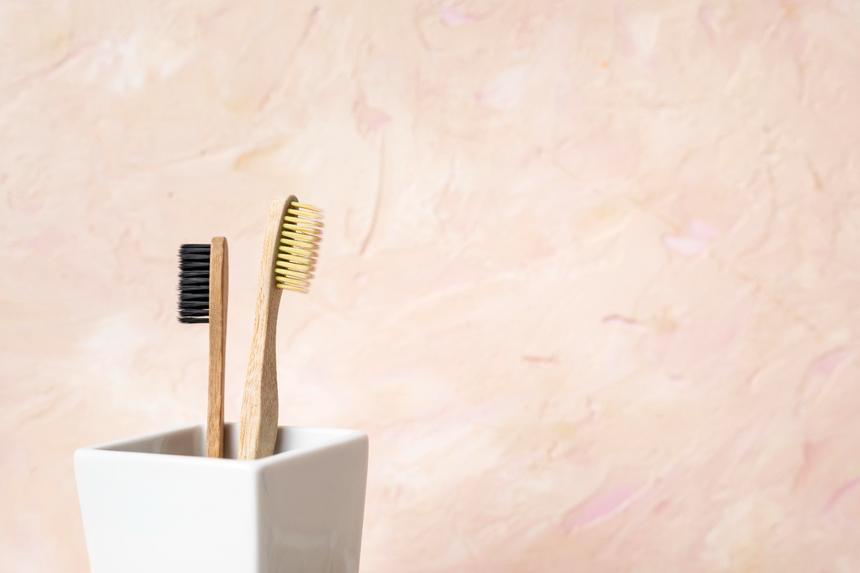 В Подмосковье студентка медколледжа проглотила 15-сантиметровую зубную щетку