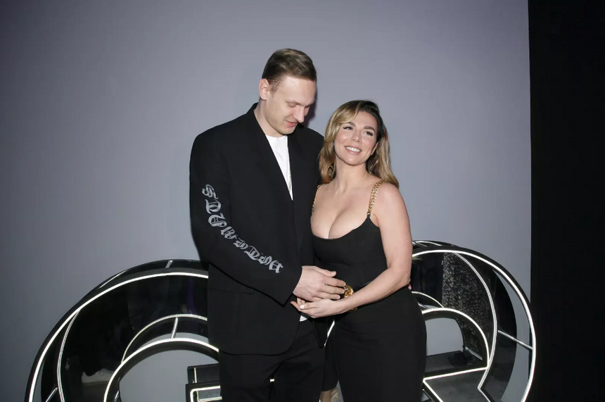 «Ты умер?»: Анна Седокова выложила последнюю переписку Яниса Тиммы с ее сыном