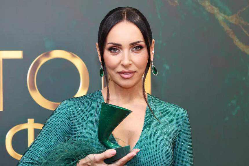 Певица Алсу призналась, что ругает своих детей только за обман