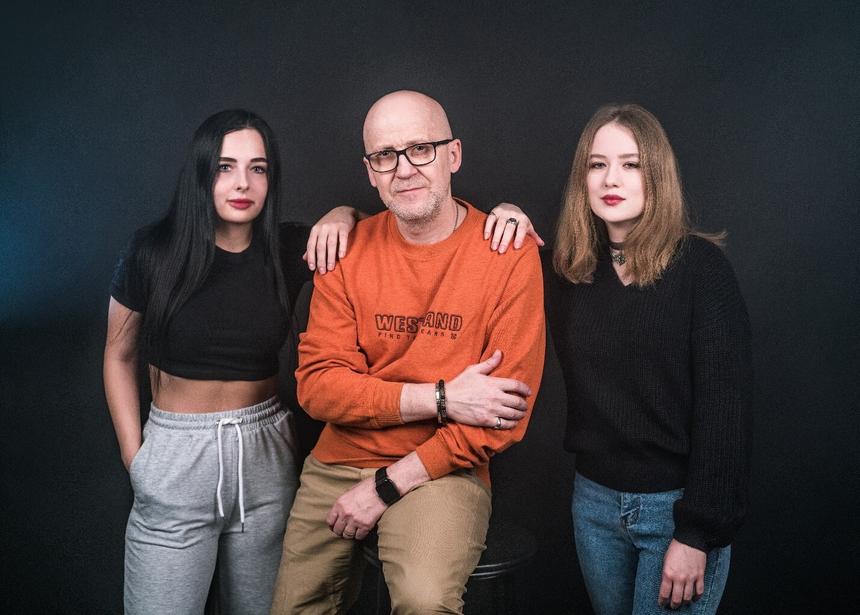 Андрей Маликов с дочерьми