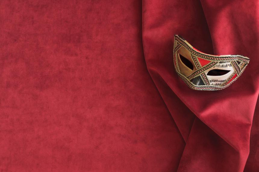 Вызвали на работу в выходной: в Театре имени Вахтангова умер 66-летний художник-постановщик Владимир Круглов