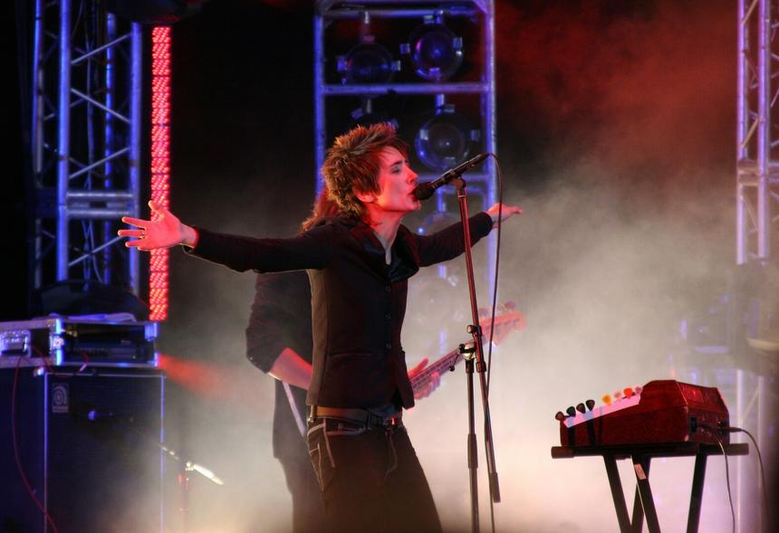 Пригрозили проблемами: с Земфирой* серьезно поговорили перед концертом в Дубае