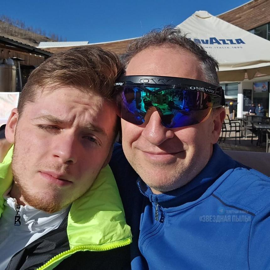 «Мой бородатый ребенок»: в Сети обсуждают возмужавшего сына Оскара Кучеры Александра