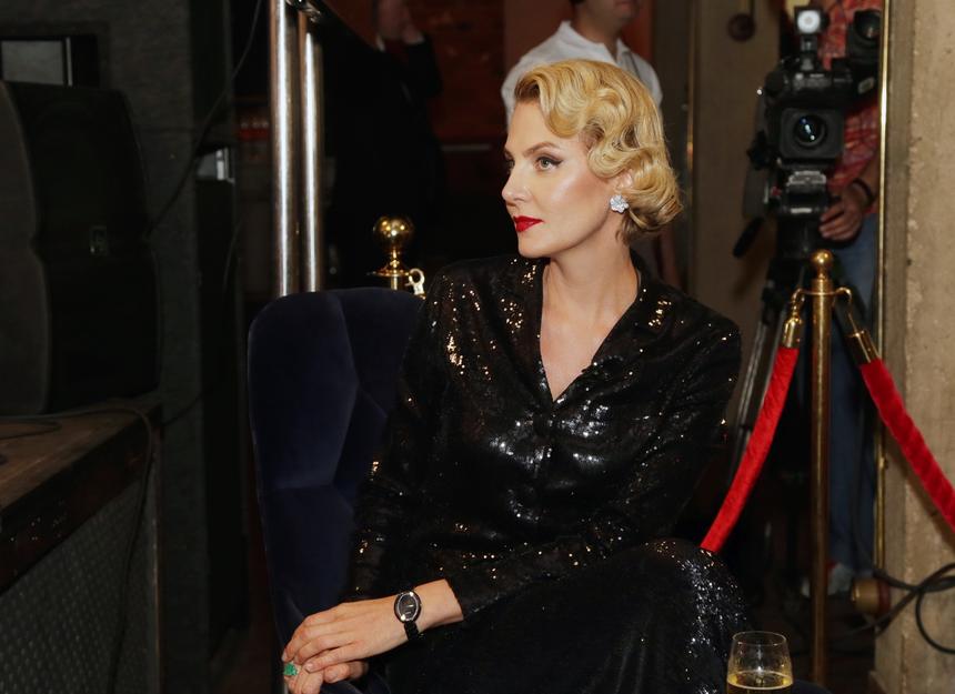 Рената Литвинова отметила 58-летие в Париже: как прошел праздник и кто поздравил актрису