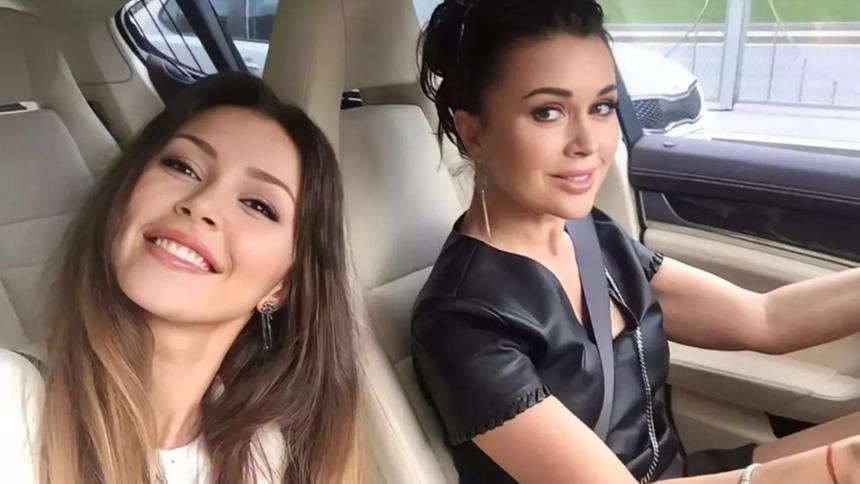 «Благодарна судьбе за все»: беременная дочь Анастасии Заворотнюк отметила день рождения без матери