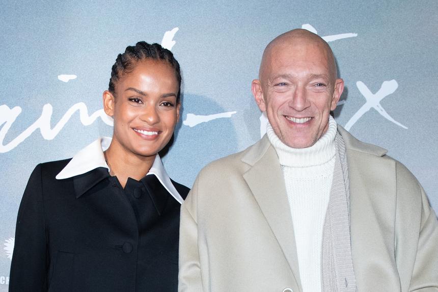 Возлюбленная 58-летнего Венсана Касселя показала первые фото c их сыном