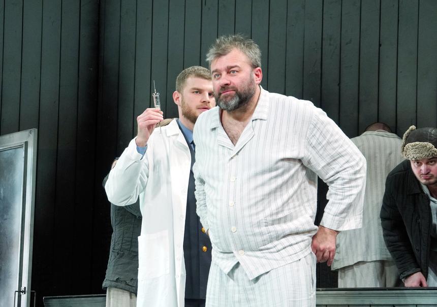 «Надо что-то делать для страны»: Пореченков высказался об уехавших из РФ