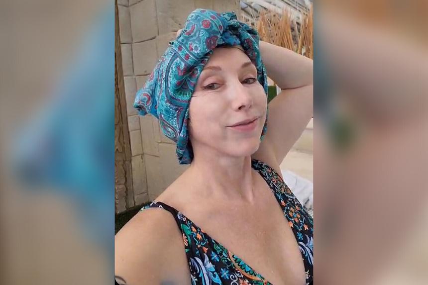 «Шопинг и пофинг»: Елена Воробей впервые за долгое время показала фото в купальнике