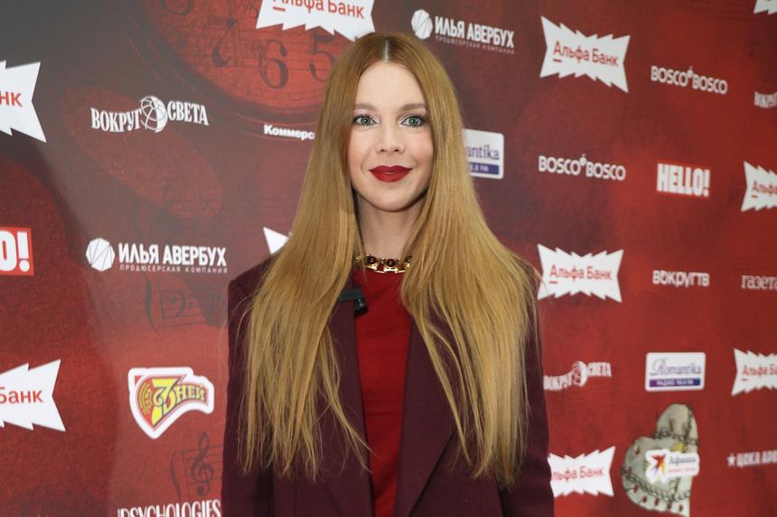 «Мне здесь два года»: Наталья Подольская показала фото из детского сада