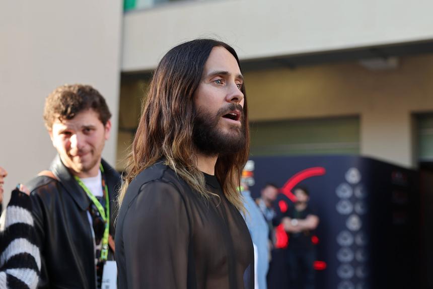 «Девочка всегда соприкасалась со звездами»: раскрыта правда о романе Джареда Лето с россиянкой