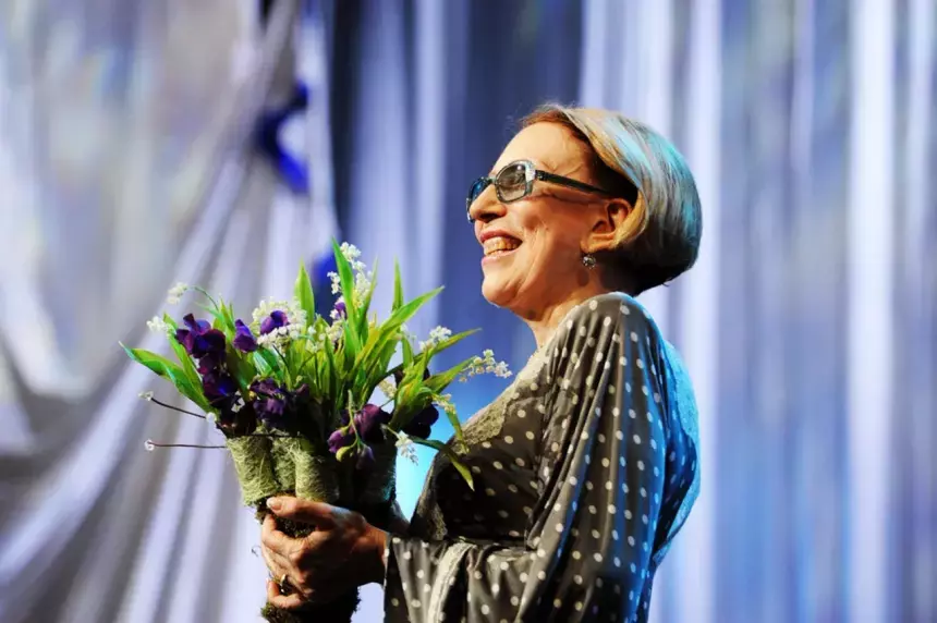 В России поставят памятник Инне Чуриковой и Глебу Панфилову