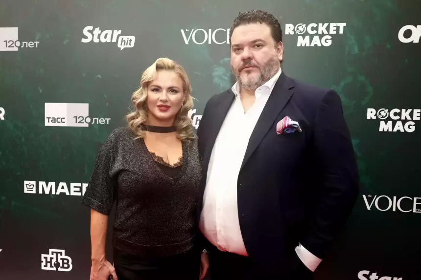 44-летняя Анна Семенович показала изменившегося на Мальдивах возлюбленного