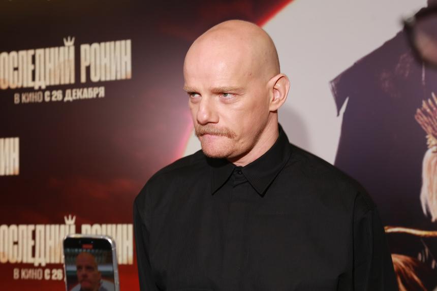 Кто такой Юрий Колокольников, снявшийся в «Белом лотосе», и почему его сравнивают с Борисовым