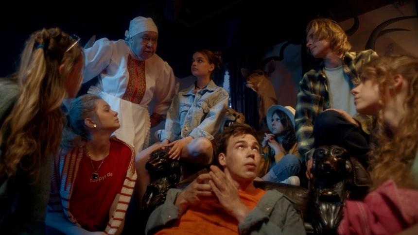 Кадр из фильма «Чертов камень»