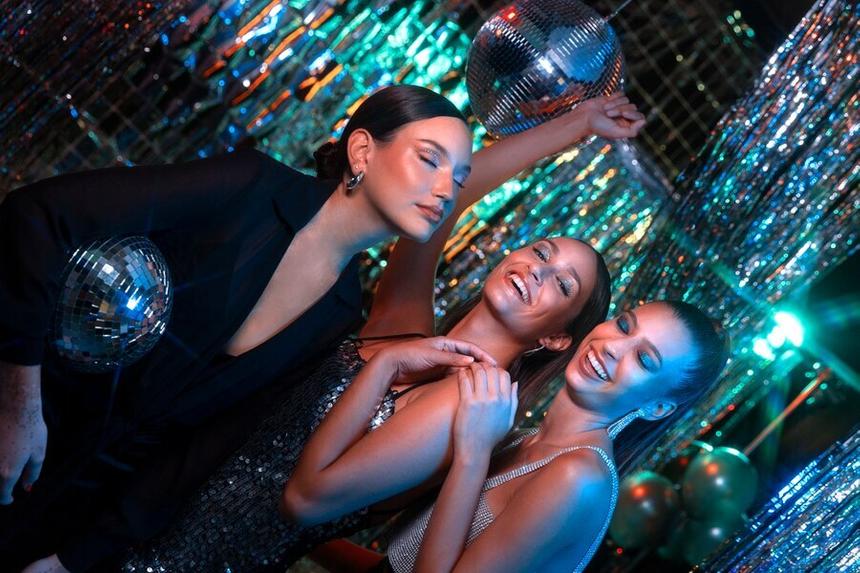 В Минпросвещения придумали, как подтолкнуть школьников к повышению рождаемости