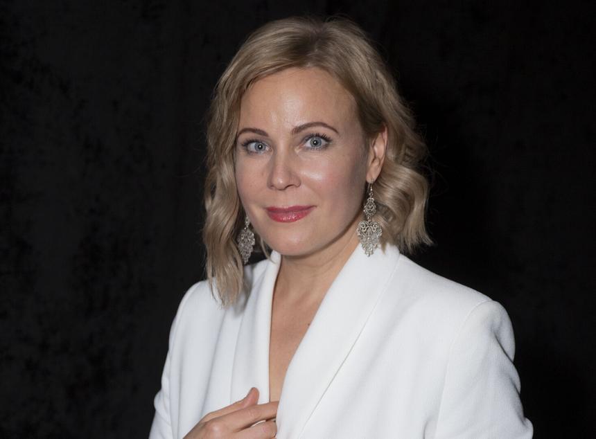 «Везде принимают очень тепло»: Мария Куликова рассказала об отношении к российским актерам в Европе