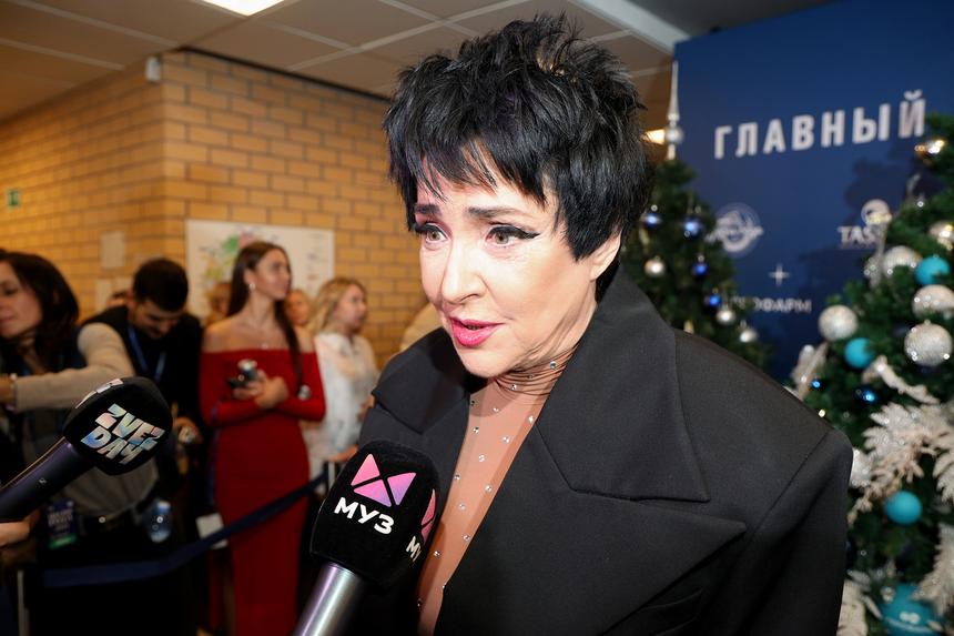 «Предал всех»: Лолита публично оскорбила Филиппа Киркорова из-за нападок на Настю Ивлееву