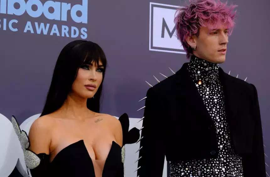 Бывший муж беременной Меган Фокс осудил ее возлюбленного после расставания