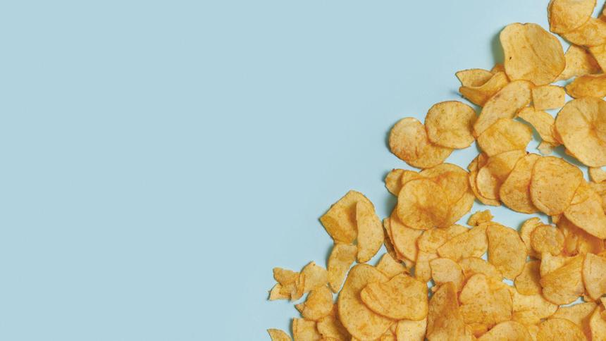 Можно ли умереть, если есть каждый день чипсы: отвечает гастроэнтеролог