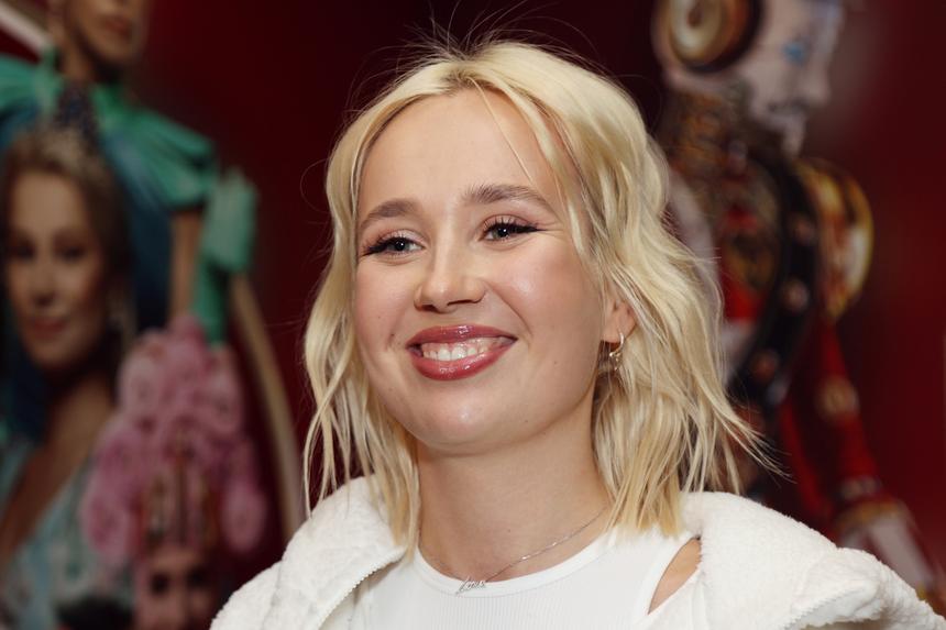 «Скоро все сами узнаете»: Клава Кока сделала заявление о беременности Мари Краймбрери от Давы