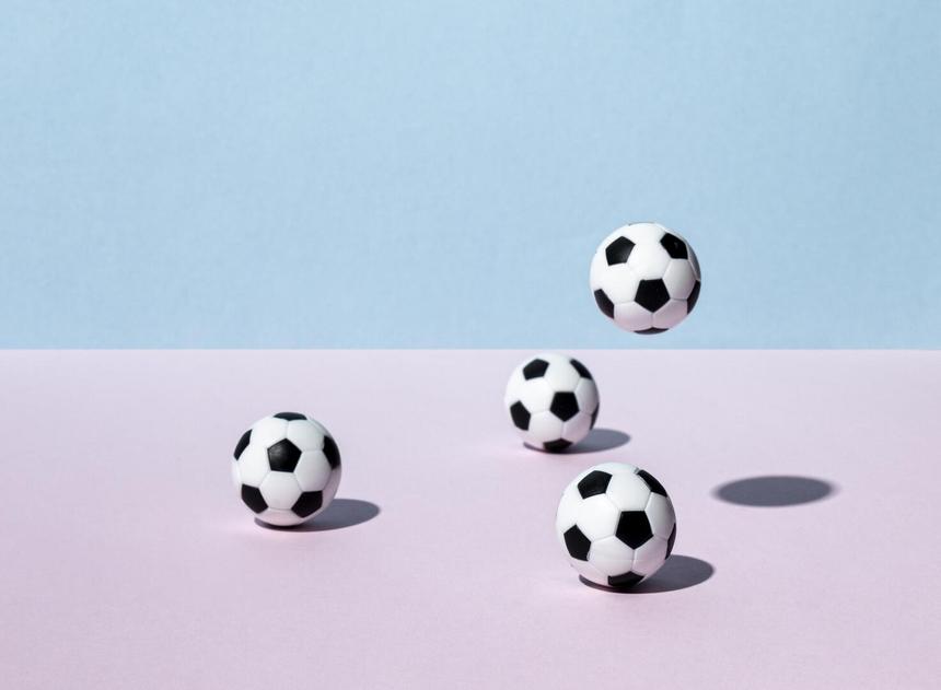 Экс-вратарь сборной РФ по футболу Нигматуллин лишился имущества после развода