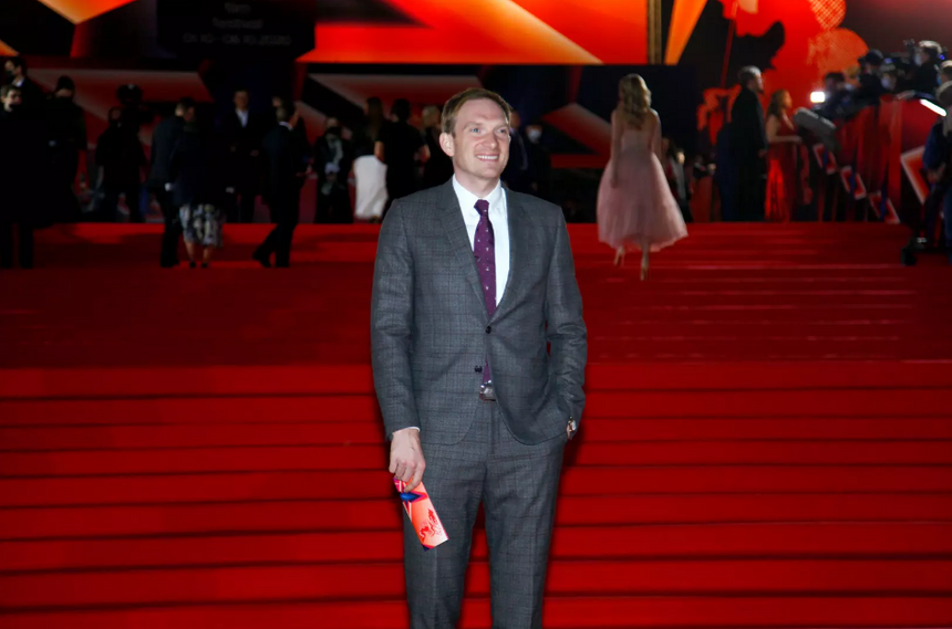 Переехавший в США Андрей Бурковский начал зарабатывать на актерских курсах