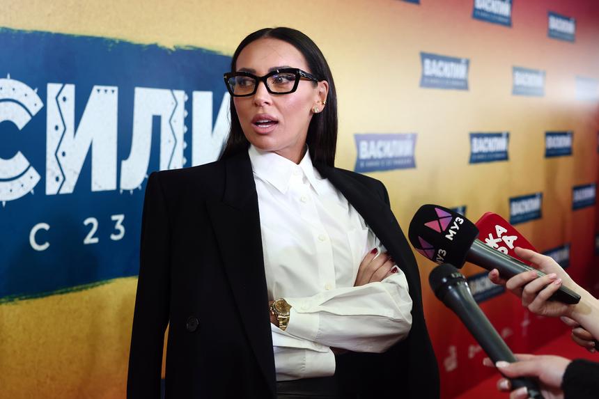 Алсу и Ян Абрамов не могут поделить многомиллиардное имущество: певица завалила экс-мужа исками