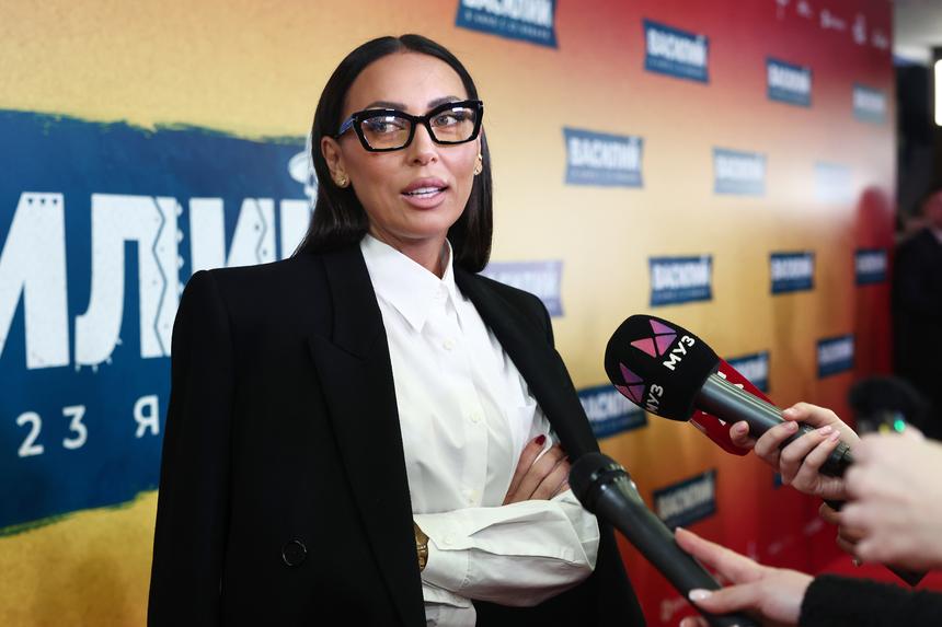 «Мудрости — ноль»: Алсу рассказала, какую главную ошибку допустила в браке с Абрамовым из-за воспитания